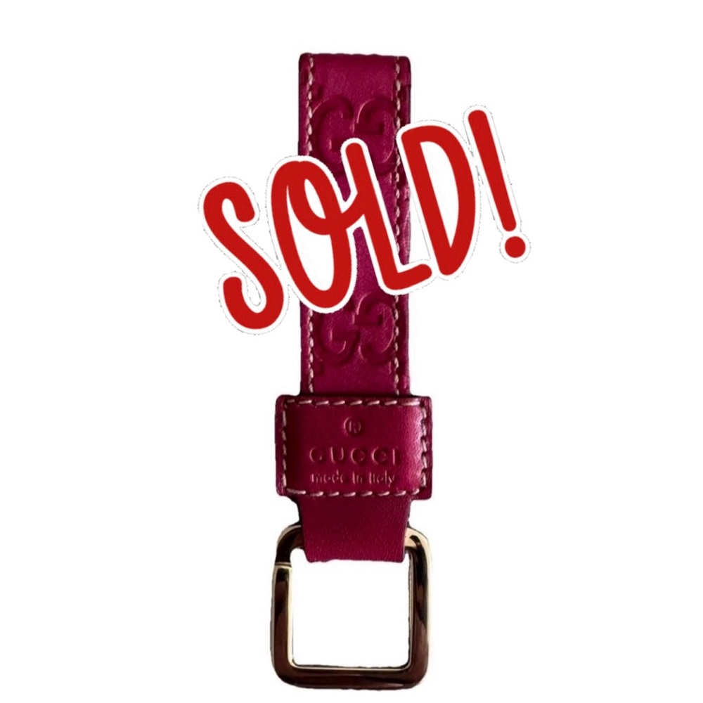 GUCCI Guccisima GG Leather Keychain/Bag Charm in Raspberry. Excellent condition.